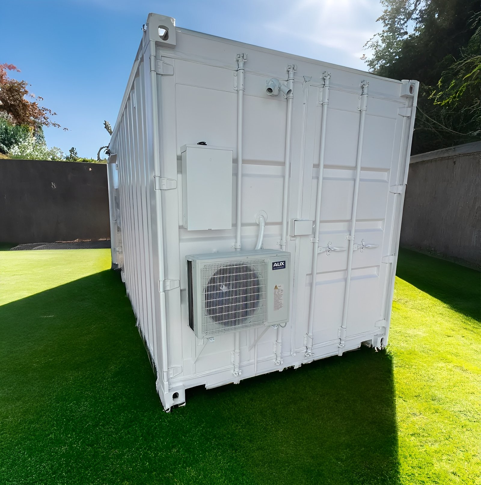 20ft Shipping Container Bar (Standard) - Image 4