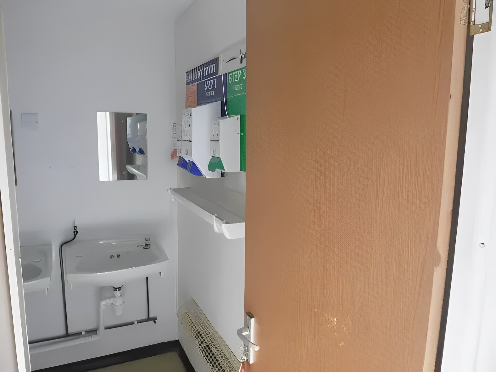 2+1 Toilet & Drying Room - Image 4