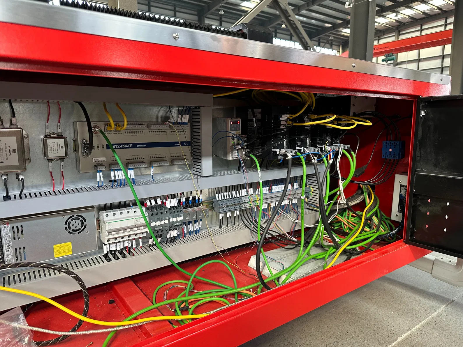12000W CNC Fiber Laser Cutting Machine for Metal Fabrication - Image 8