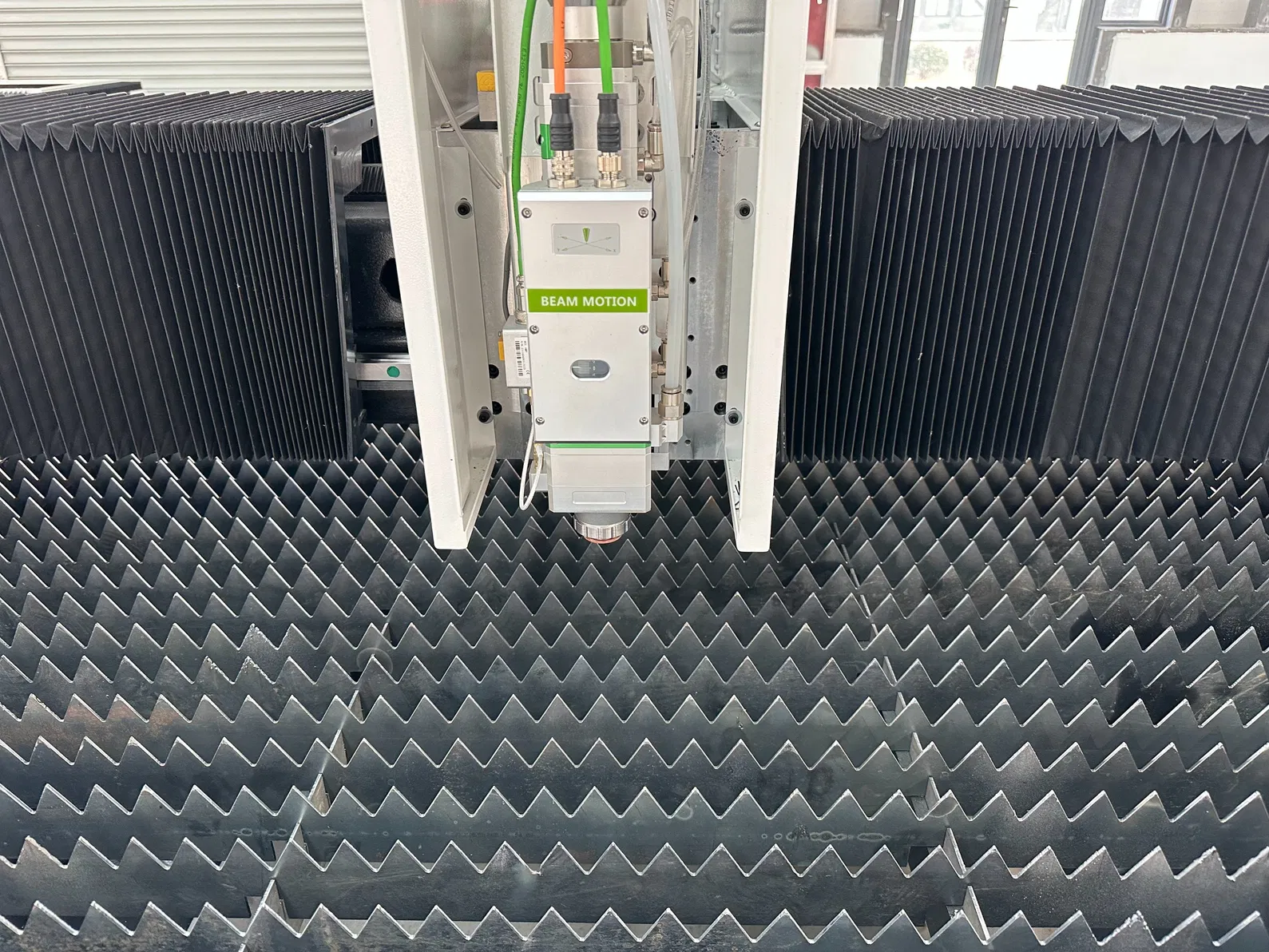 12000W CNC Fiber Laser Cutting Machine for Metal Fabrication - Image 12