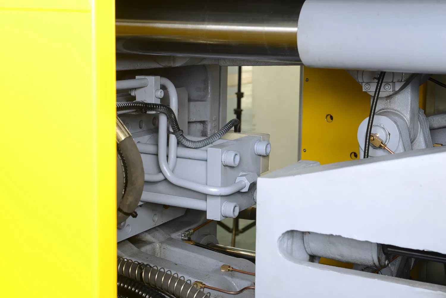 220 Ton Cold Chamber Aluminium Die Casting Machine - Image 2