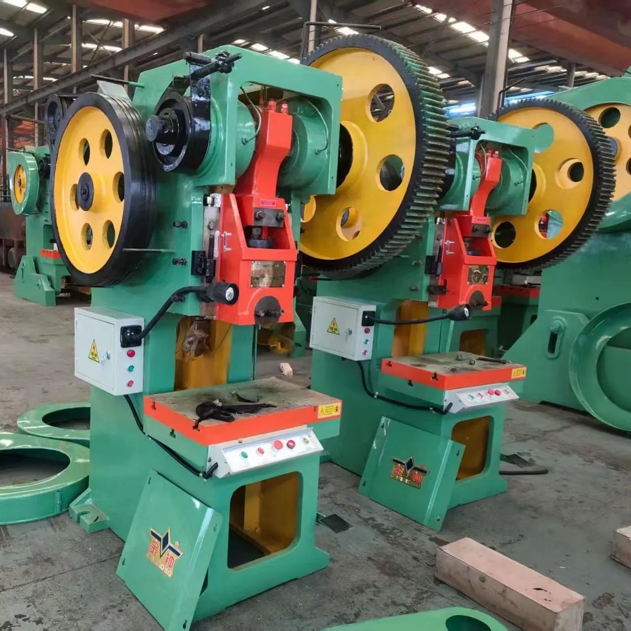 Aluminum Foil Container Making Machine