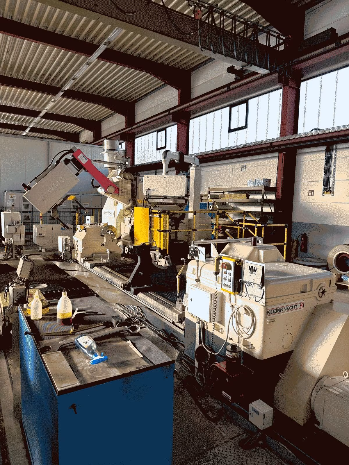 CNC Roll Grinding Machine